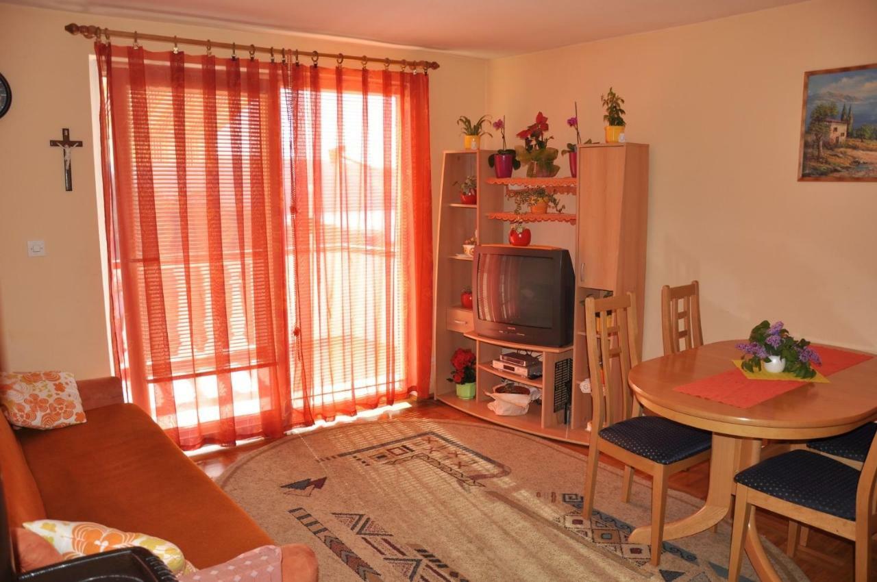 Apartments Bela - Sea View Lopar Exteriör bild